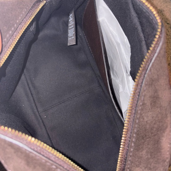 Madewell mini suede belted crossbody bag - Picture 6 of 7